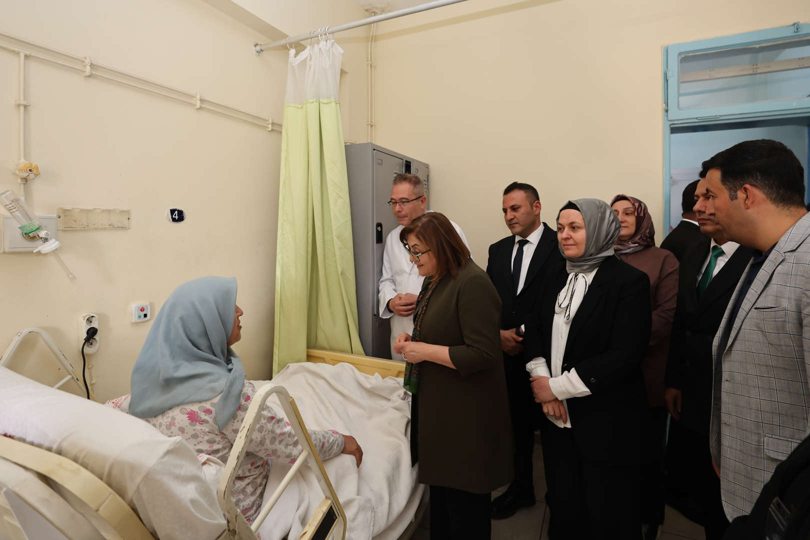 25 aralık devlet hastanesi’ne bayram ziyareti