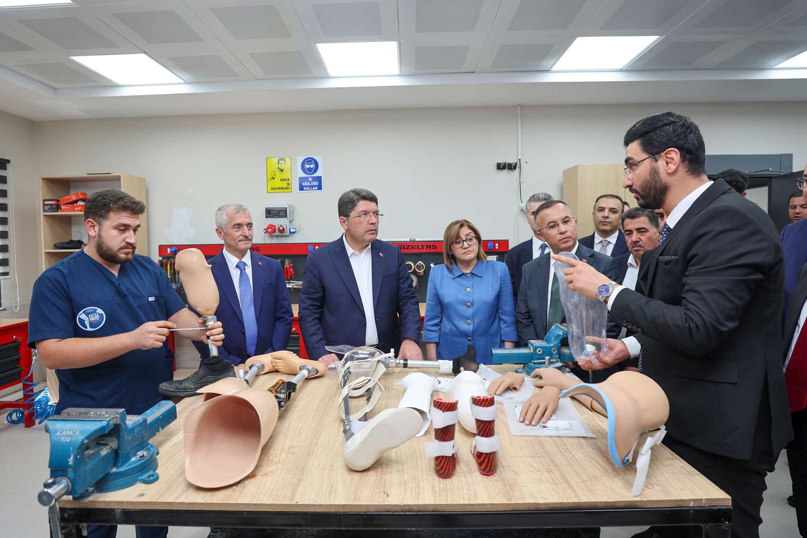 adalet bakanı sayın yılmaz tunç projelerimizi inceledi