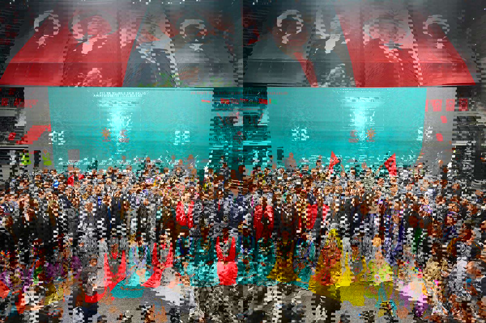 baharın müjdecisi, birlik ve beraberliğin simgesi nevruz...