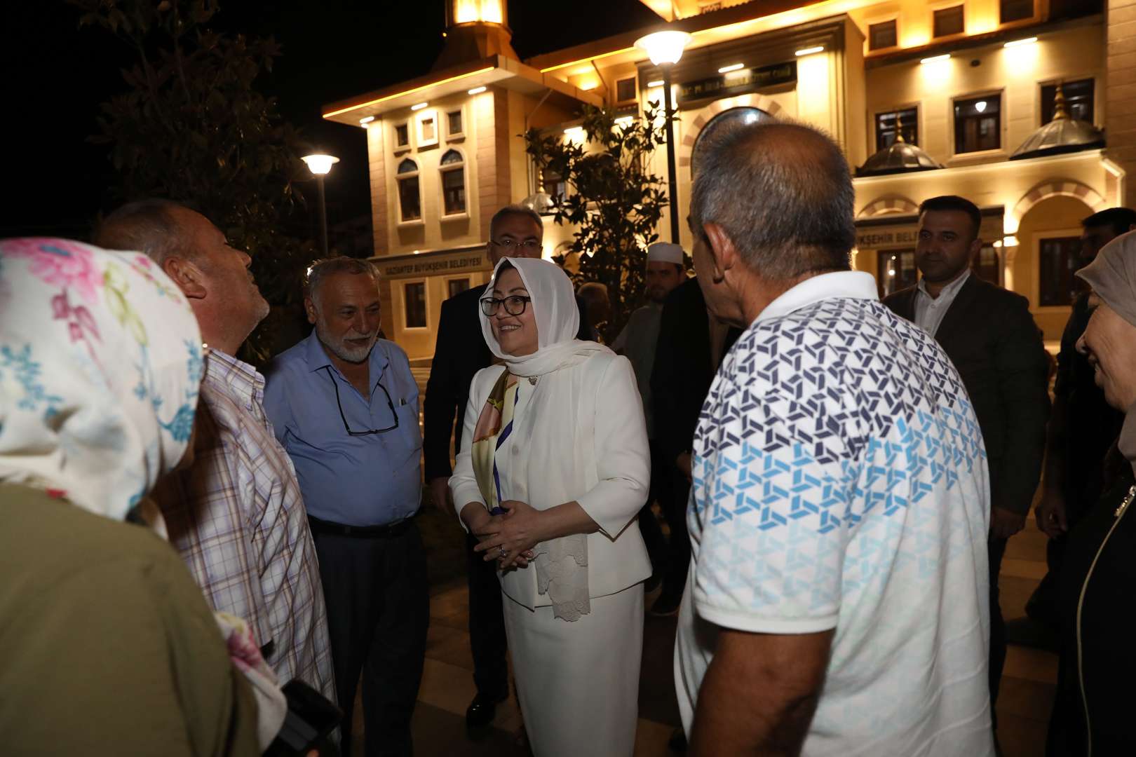 bu emsal hayattan hepimizin ömrümüzce alacağı önemli dersler var