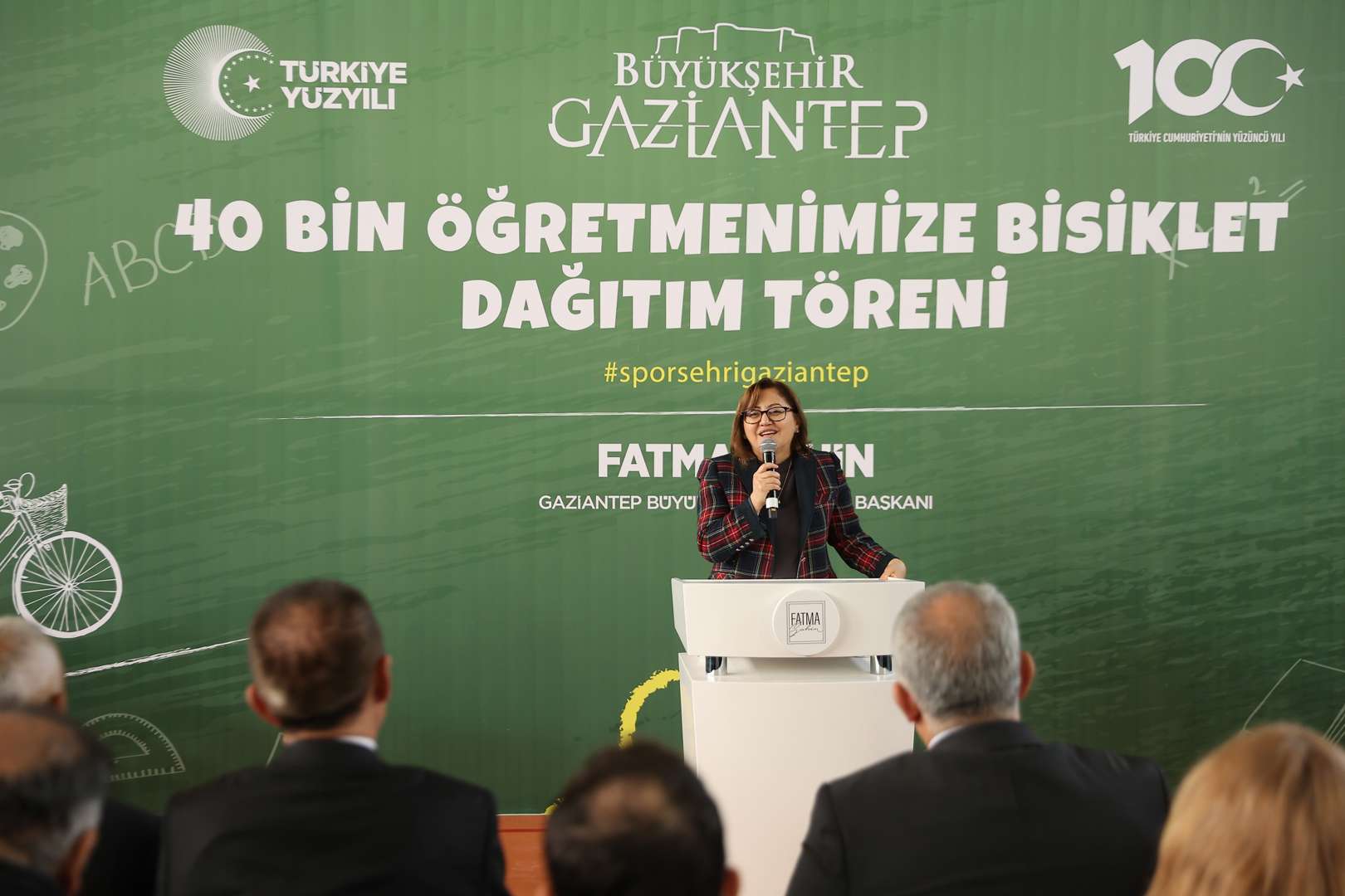 gaziantep büyükşehir olarak yavuzeli ve araban’daki öğretmenlerimize bisiklet hediye ettik