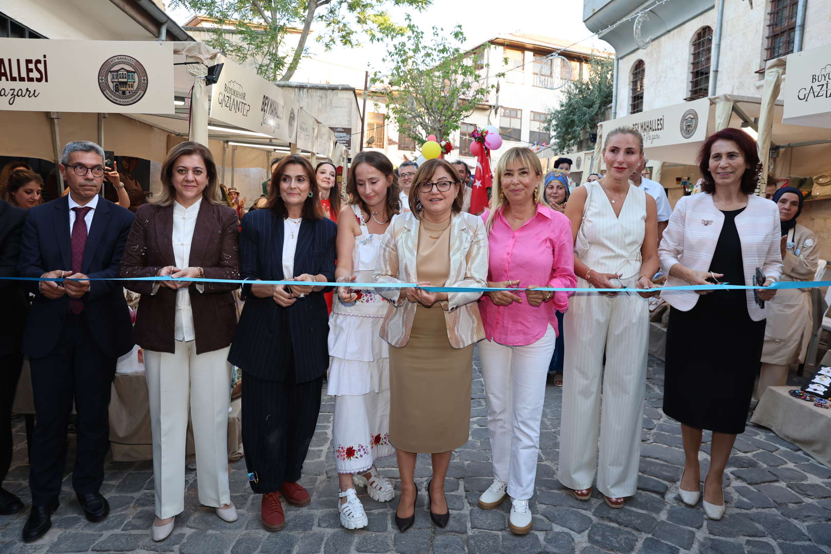 gaziantep’in tarihi bey mahallesi’nde sanatla yeni bir hayat