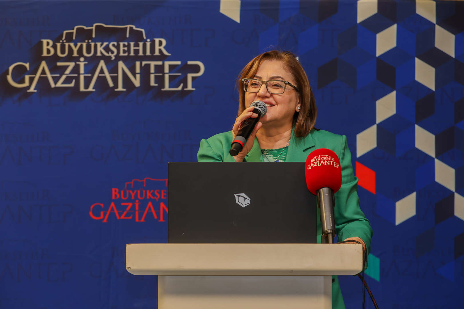 gaziantep’teki dört üniversiteden gençlerimizle bir araya geldik