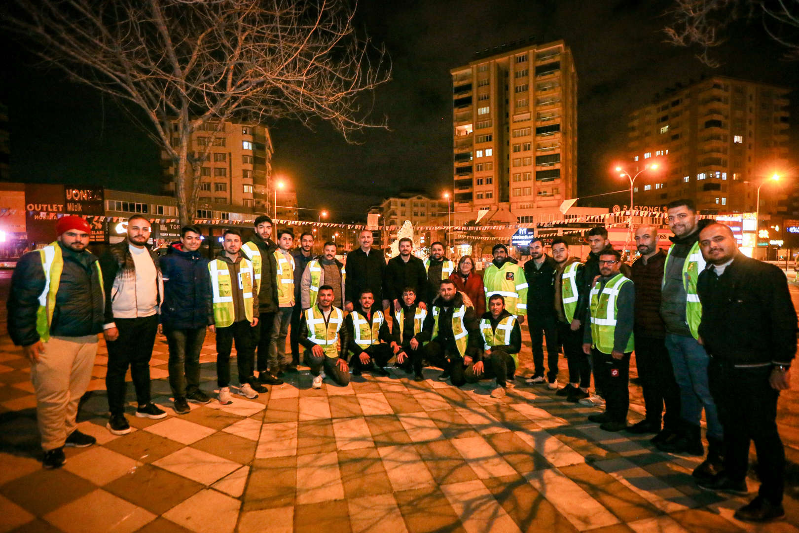 gençler, geleceğimiz!