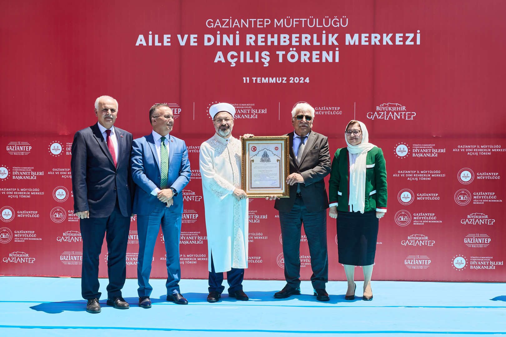 hatice selma - asım kökoğlu aile ve dini rehberlik merkezi ve güzide - abdulkadir erturhan anadolu ilkokulu’nun açılışını yaptık.