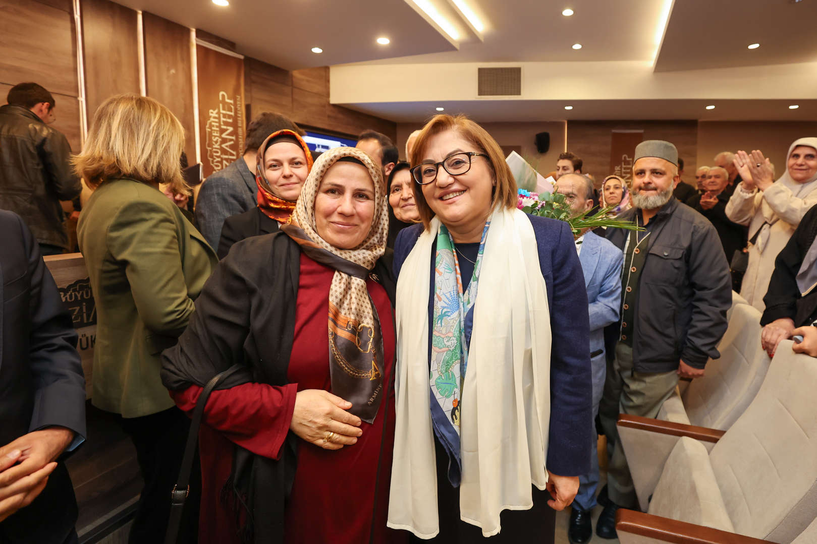 her proje kıymetli ama umre projesinin ayrı bir önemi ve değeri var