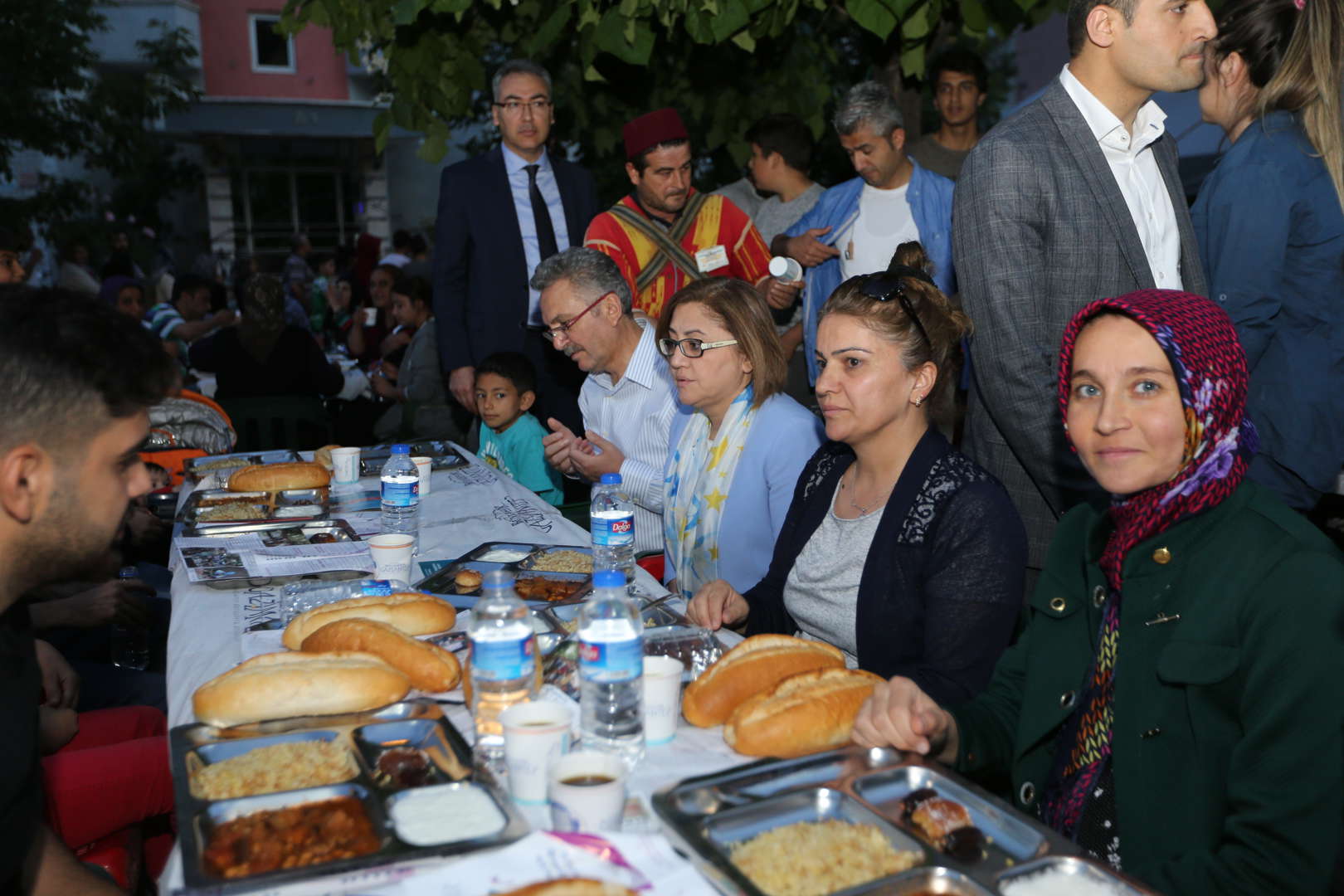 iftar çadırlarında günlük 20 bin kişiye hizmet vereceğiz