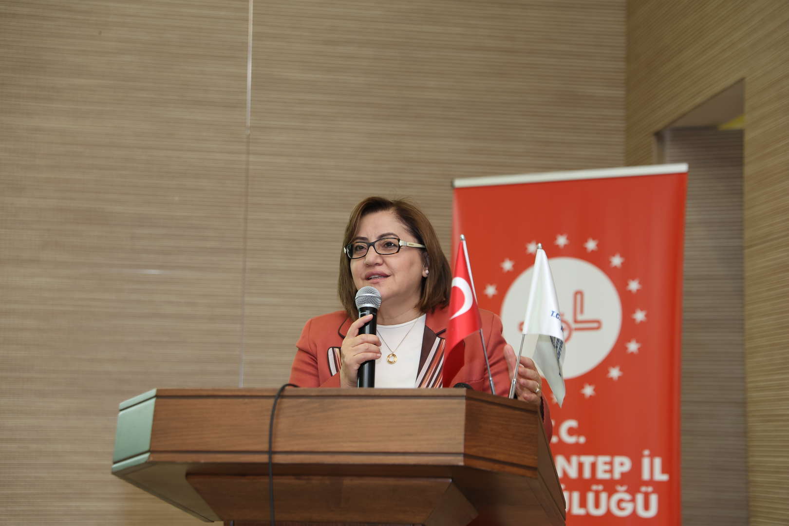 kur’an kursu öğreticileri gelişen ve geliştiren eğitici eğitimi semineri