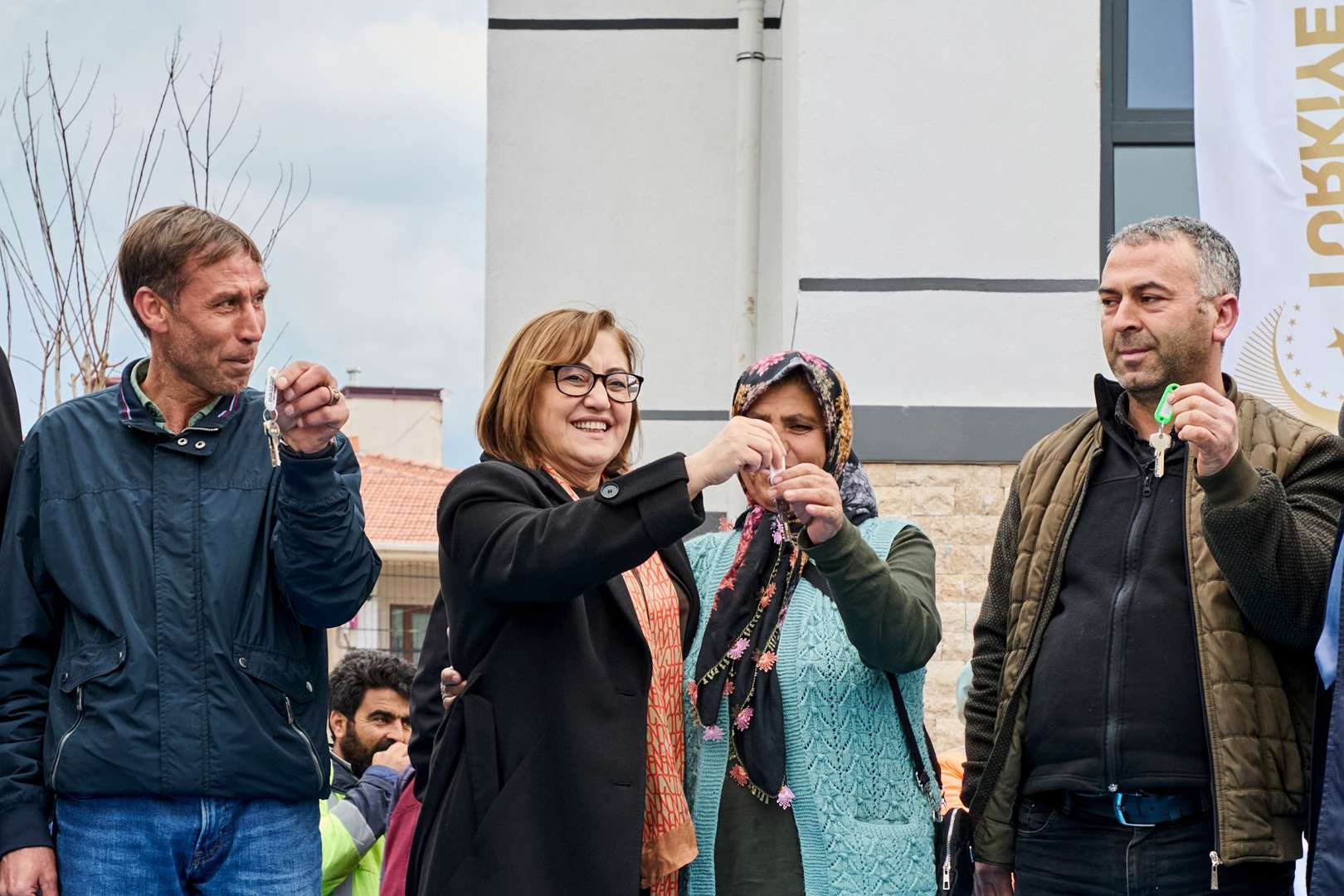 nurdağı’nda tamamlanan konutlar sahiplerine teslim ediliyor