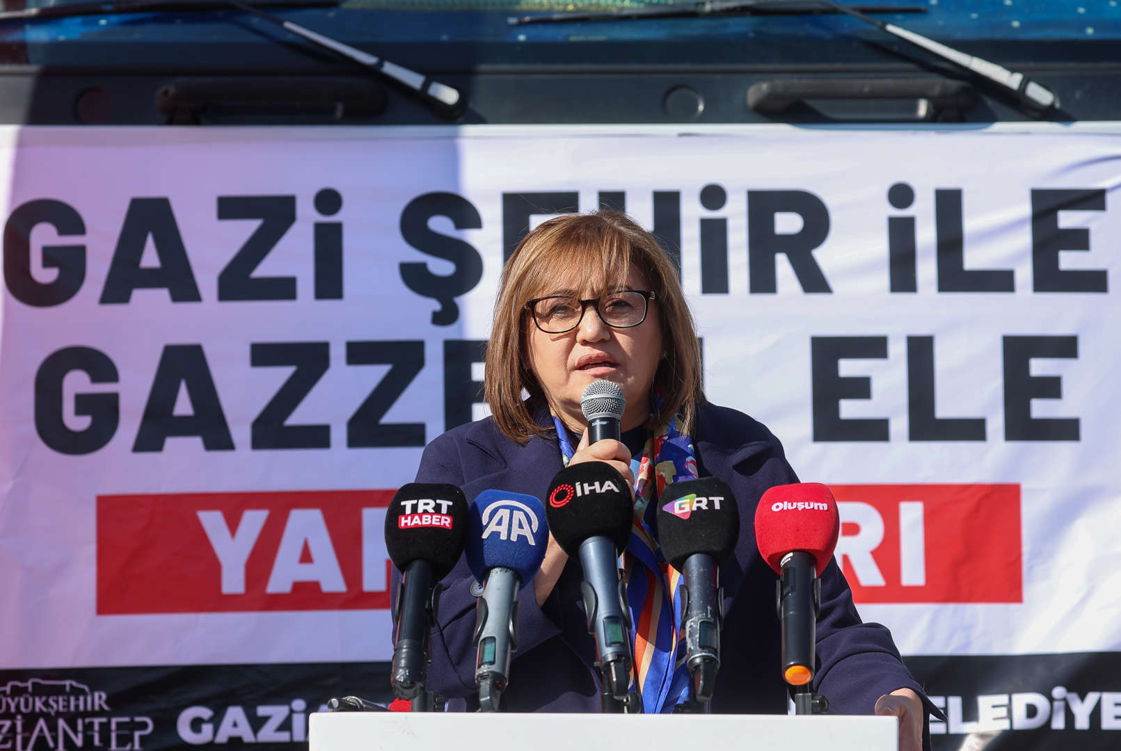 ramazan süresince hazırlanacak 300 tır insani yardım da "gaziantep'ten gazze'ye kardeşlik gemisi" ile taşınacak