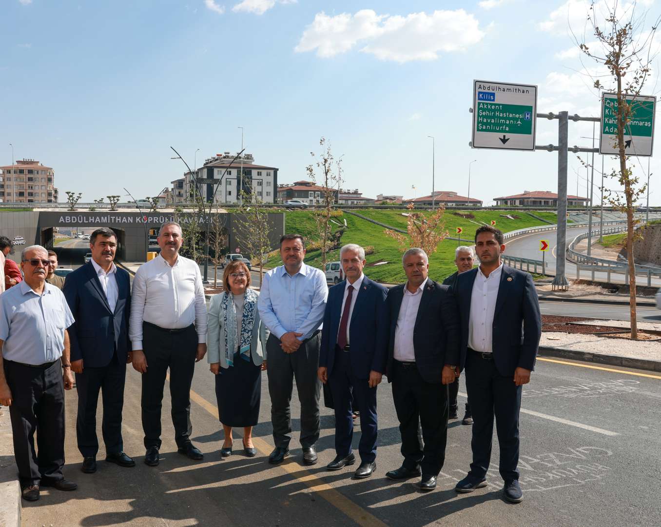 şahinbey’de ulaşımı rahatlatacak abdülhamithan köprülü kavşağını hayata geçirdik