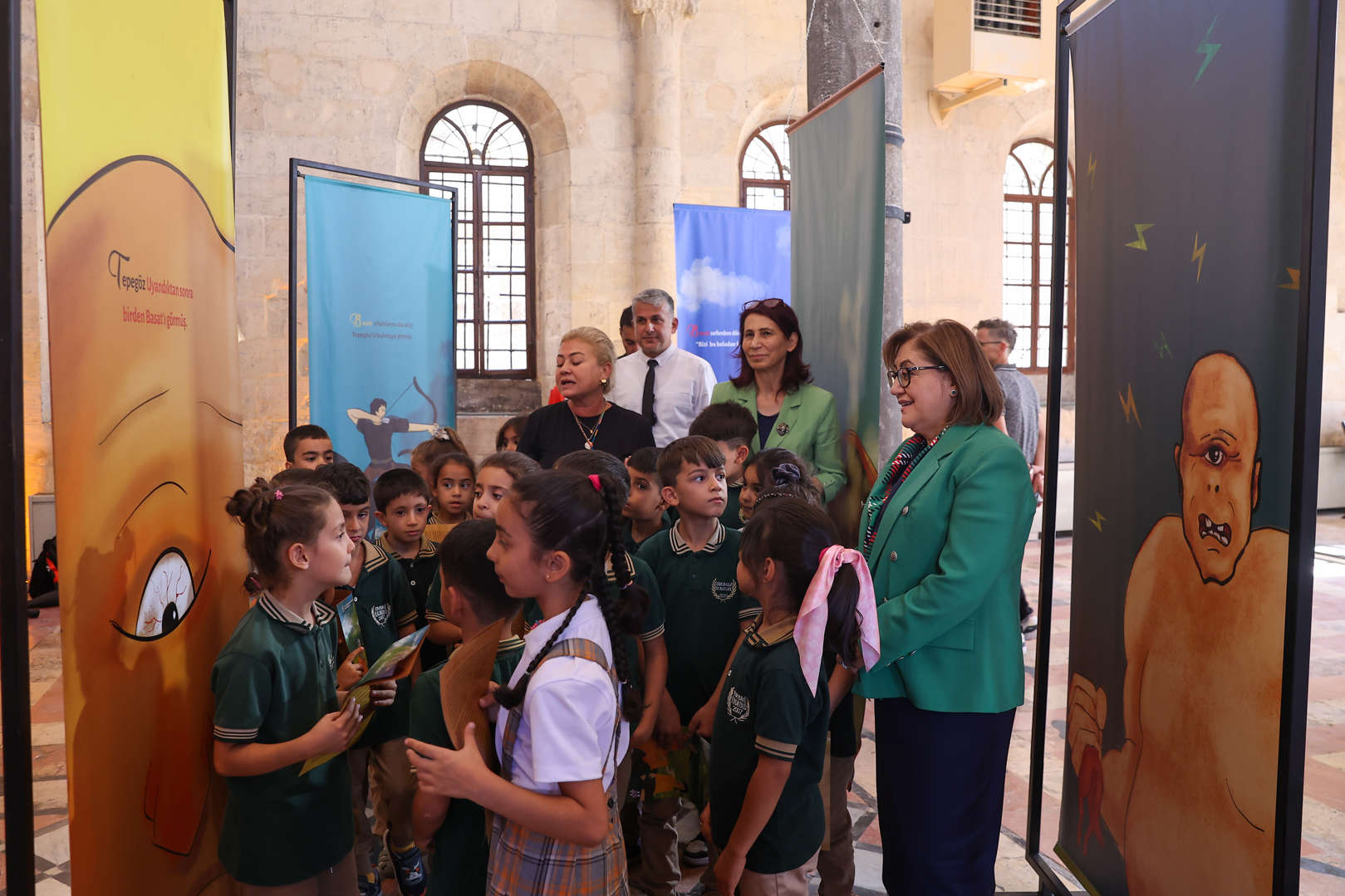 şehrin dört bir yanına dağılan sergiler festival boyunca ziyaretçilerini bekliyor