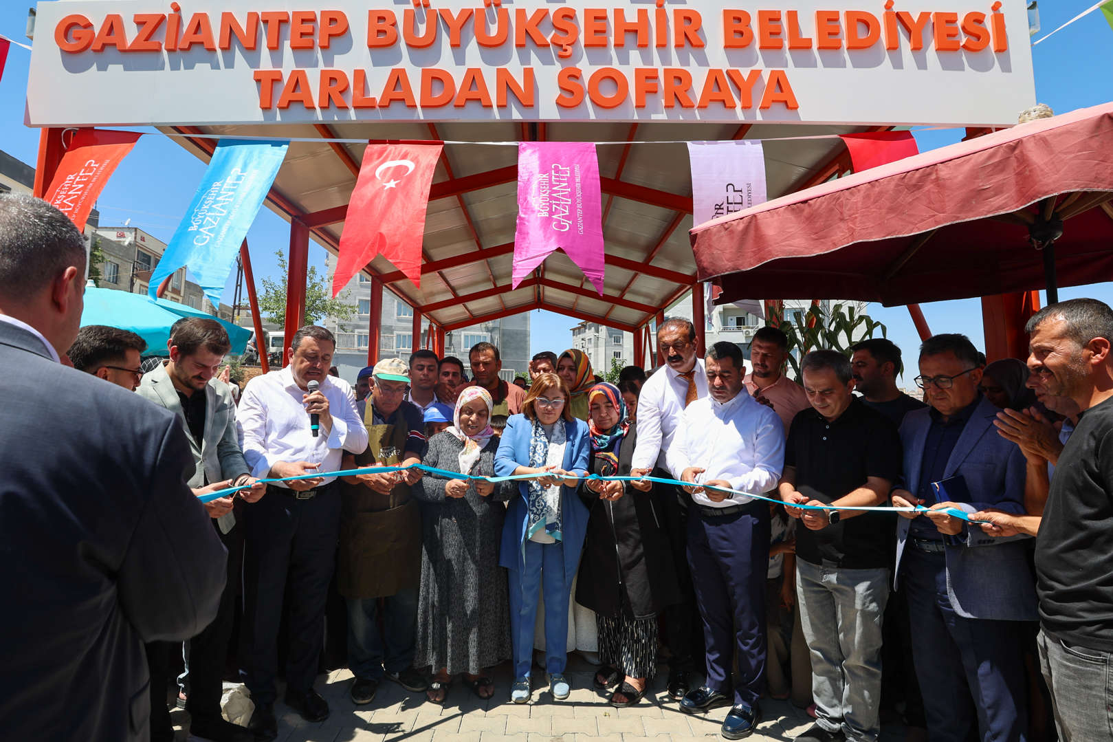 serinevler’e verdiğimiz sözü tuttuk, “haydi tarladan sofraya” pazar yerimizi hizmete açtık