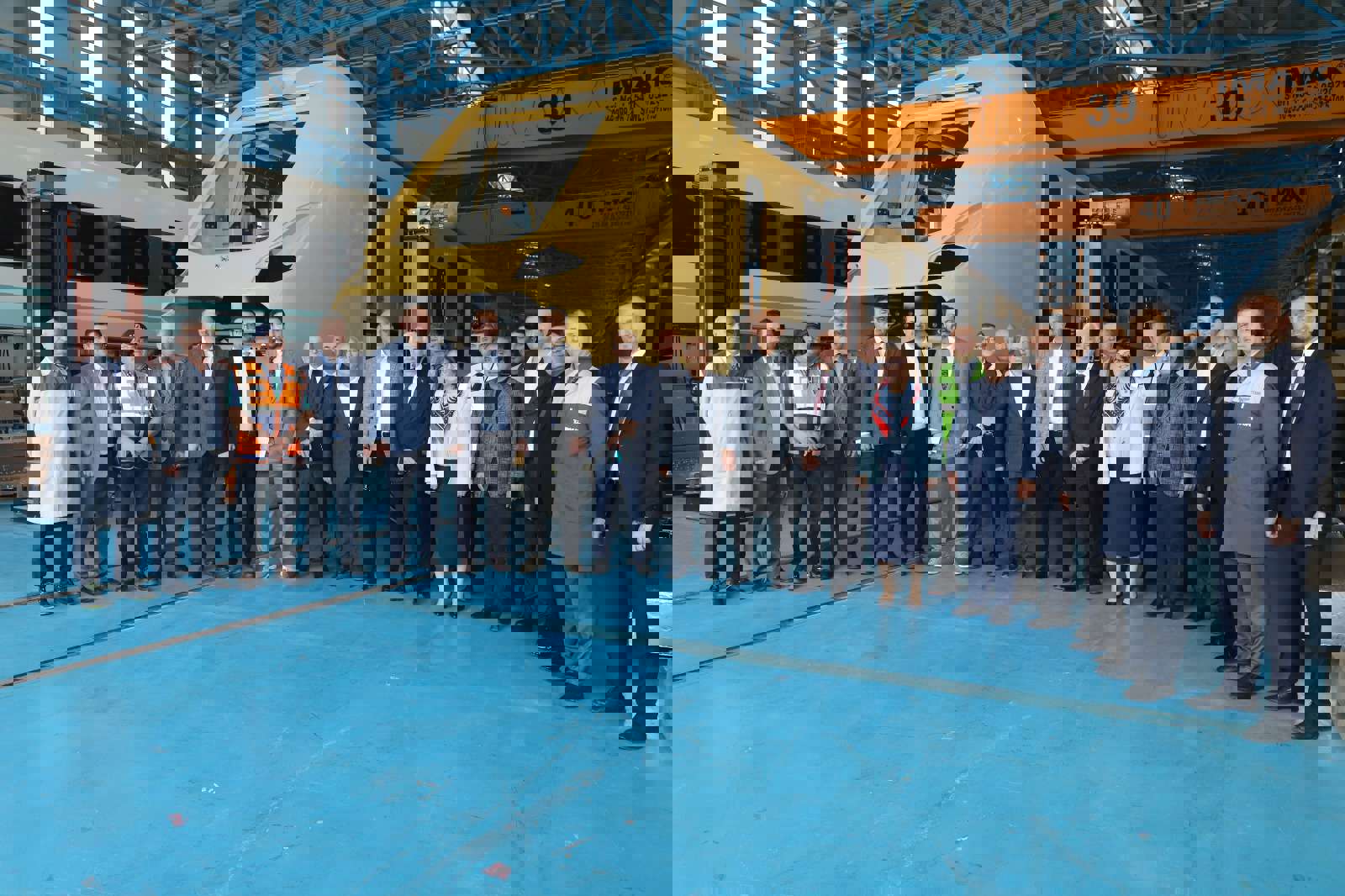 türkiye’nin %100 yerli ve milli motorlu ilk banliyo treni gaziray’a üretiliyor