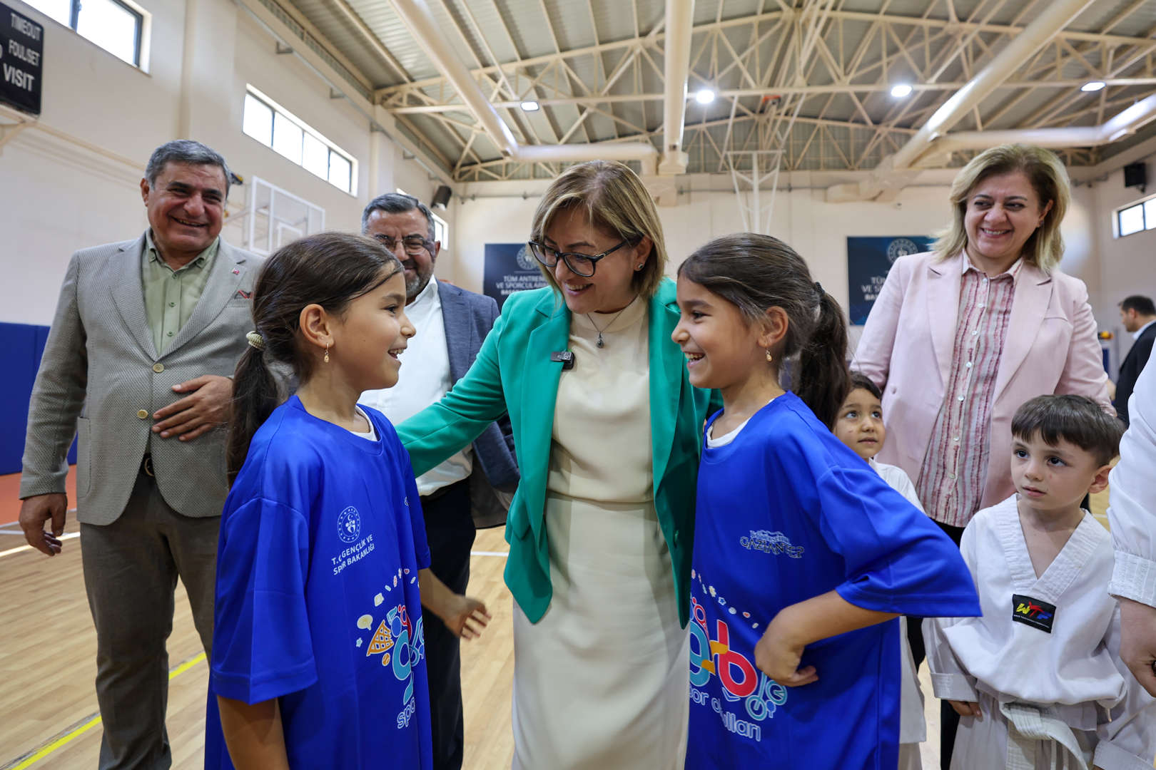 yaz okullarımızdan yararlanan çocuklarımızla bir araya geldik