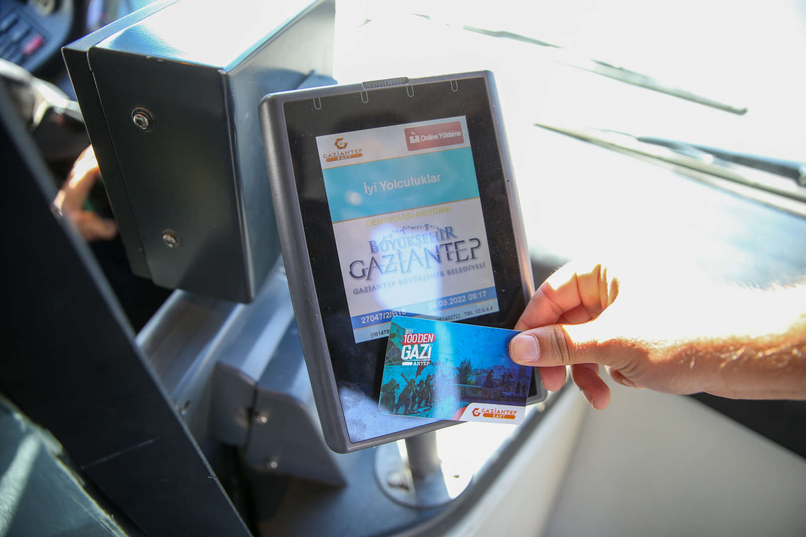 yüzbinlerce gence 22 ücretsiz biniş hakkı tanıdık